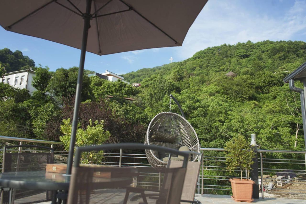 Nira Hotel โกนิโอ ภายนอก รูปภาพ